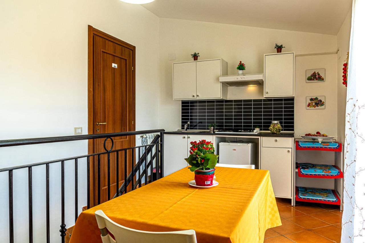 Villetta Mari E Amuri Giardini Naxos Esterno foto